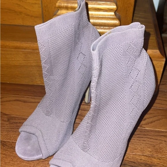 Mauve Knit Heels - Picture 2 of 2